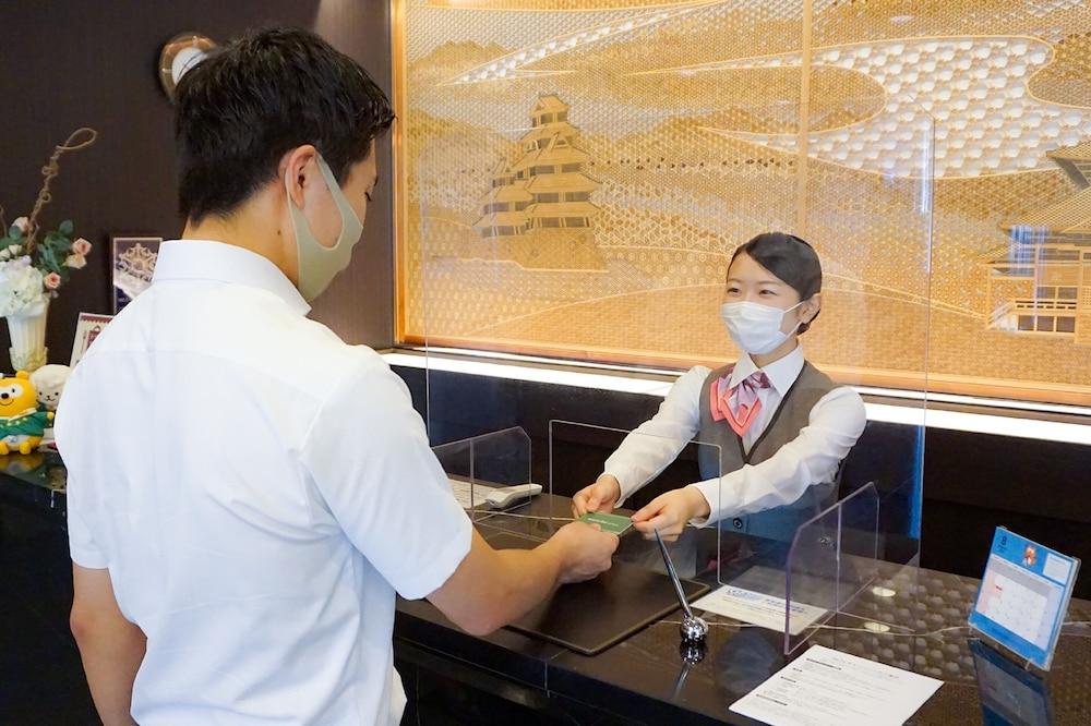 Hotel Route-Inn Niigata Kencho-Minami Екстериор снимка