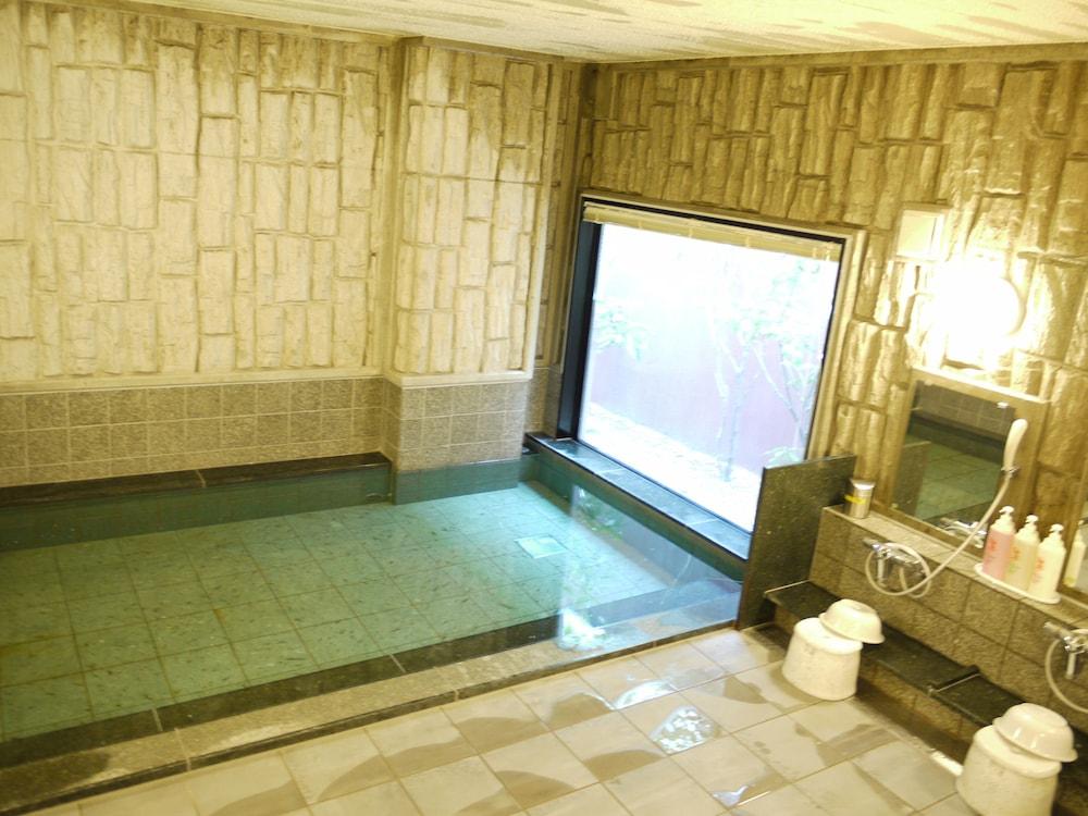 Hotel Route-Inn Niigata Kencho-Minami Екстериор снимка